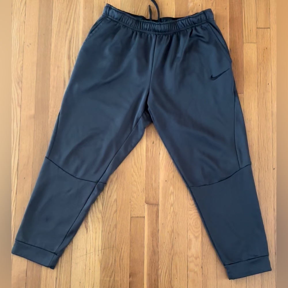 Nike Mens Dri Fit Dark Gray  XL Swoosh Running Sweatpants Joggers